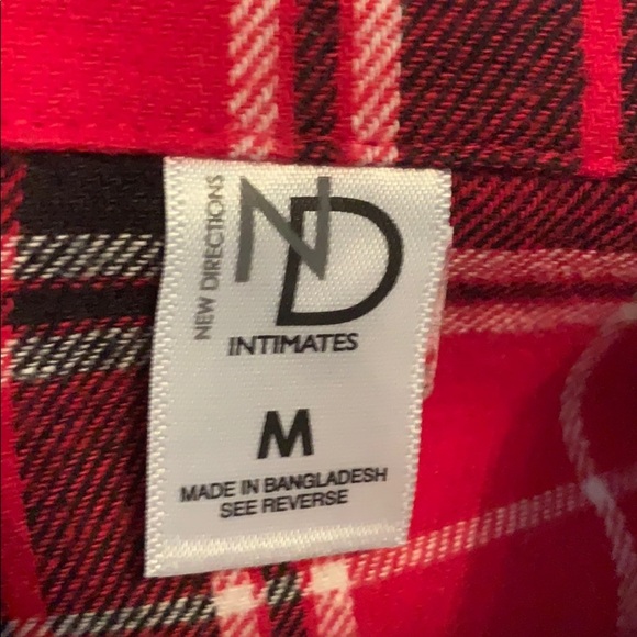 New Directions Red Plaid Holiday Pajamas Medium - Picture 3 of 6